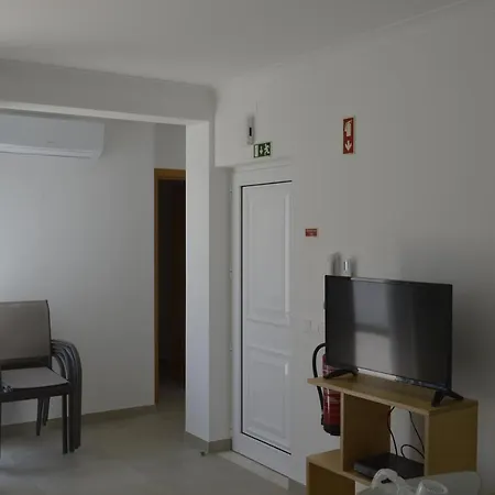 Moradia Nova E Completa A 350 Mtrs. Tatil Evi Vila Nova de Cacela