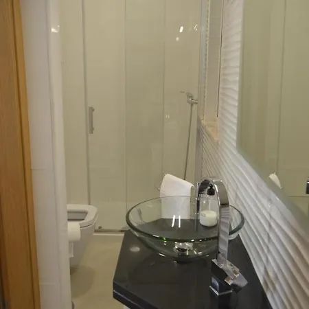 Moradia Nova E Completa A 350 Mtrs. Tatil Evi