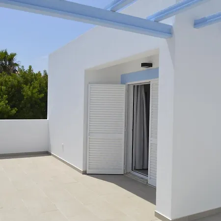 Moradia Nova E Completa A 350 Mtrs. *